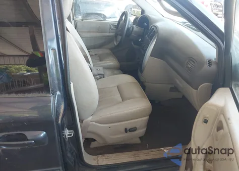 2007 Chrysler Town & Country Touring from USA, damaged, VIN 2A4GP54L07R361086